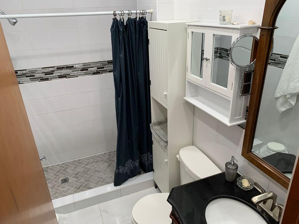 Chambres El Mediterraneo Rooms Montréal Esterno foto